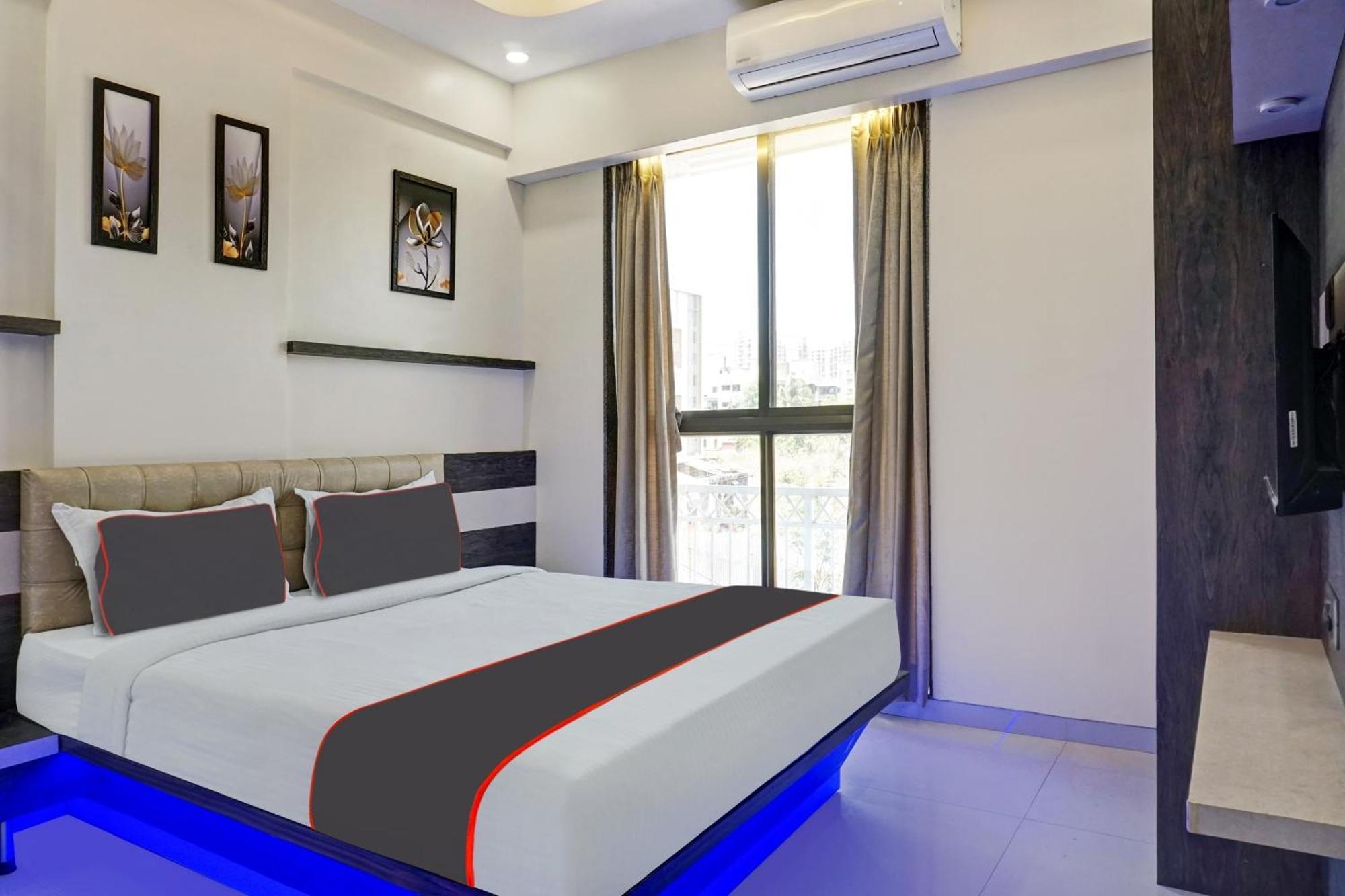 Super Townhouse Poona Royal 호텔 Pimpri-Chinchwad 외부 사진